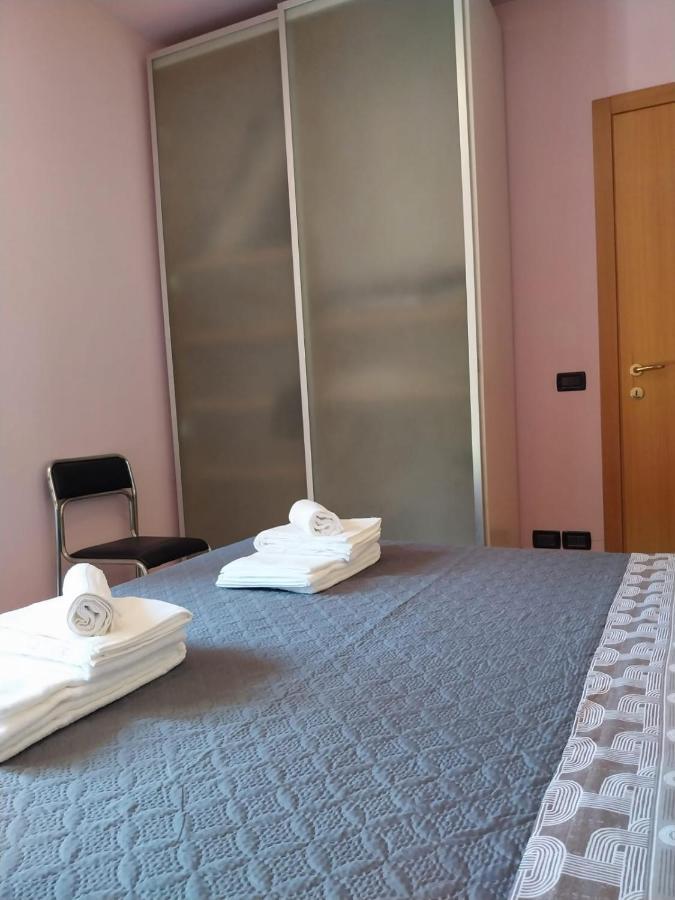 Casa Adela Apartment Десенцано дел Гарда Екстериор снимка